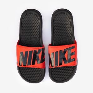 Nike Victori One Slides